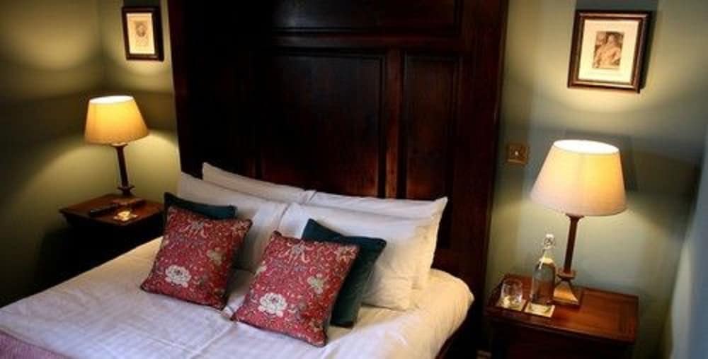 Churston Manor 2
