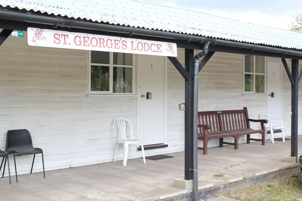 St George's Lodge, Bisley 1