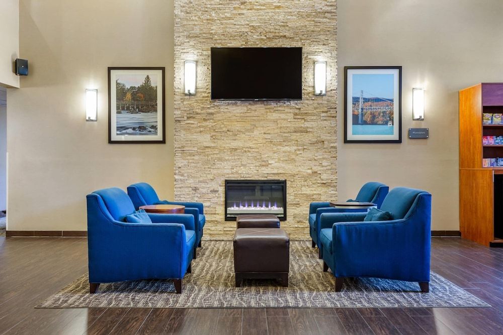 Comfort Suites Dover University Area 2
