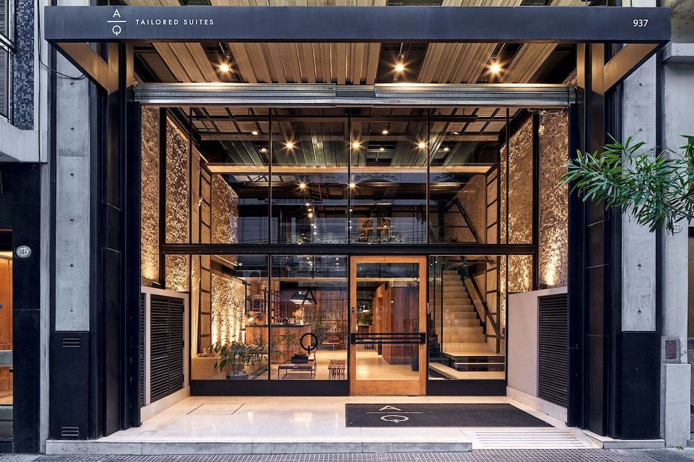 AQ Tailored Suites 1