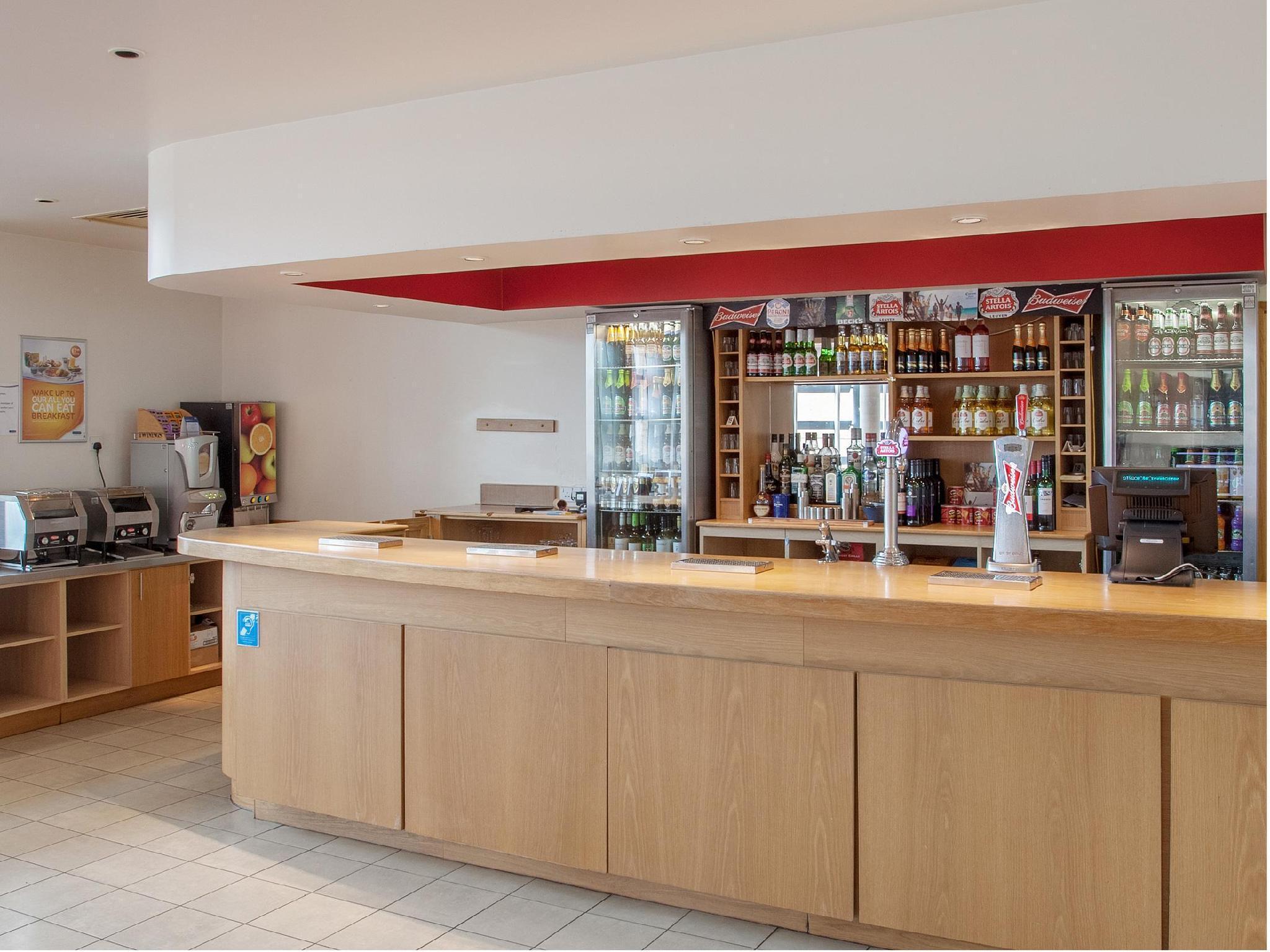 Travelodge Windsor Central 2