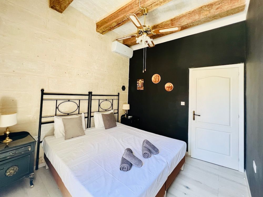 Bright Loft in Center • Near Grand Master Palace 2