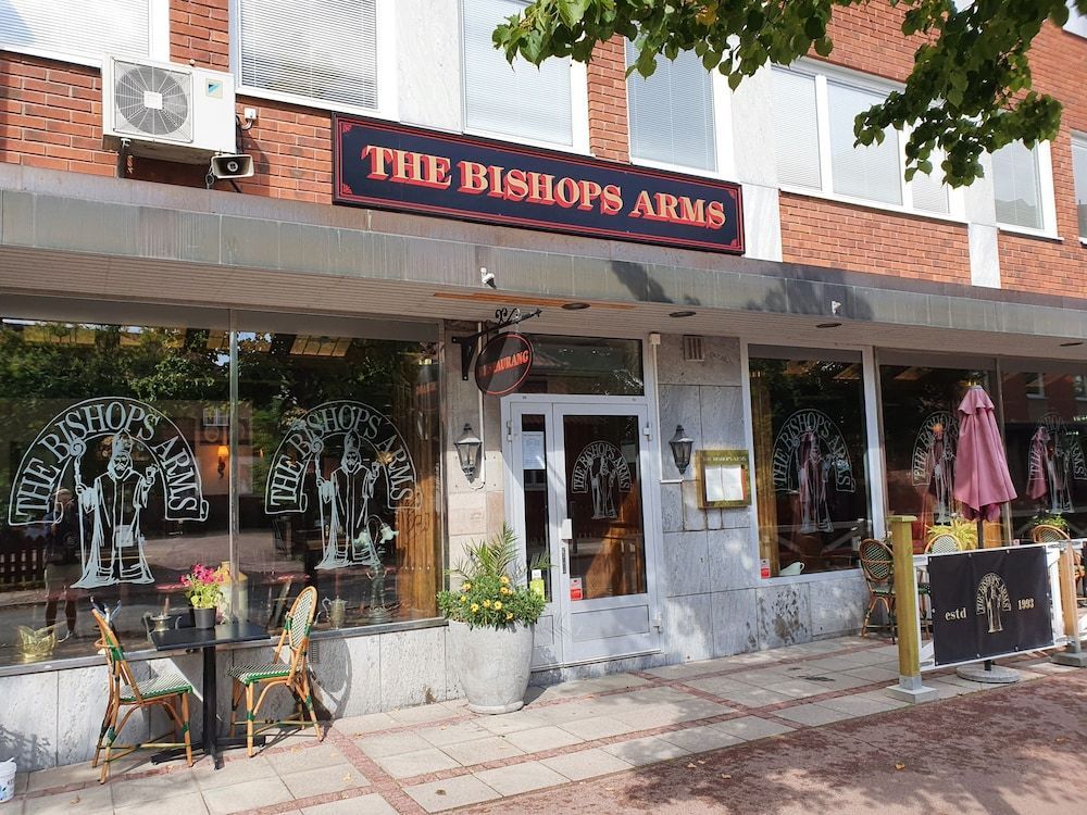 Hotel Bishops Arms Mora 1
