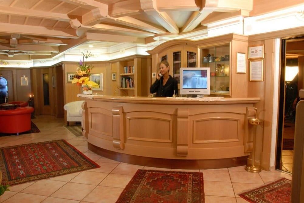 Hotel Alle Alpi 2