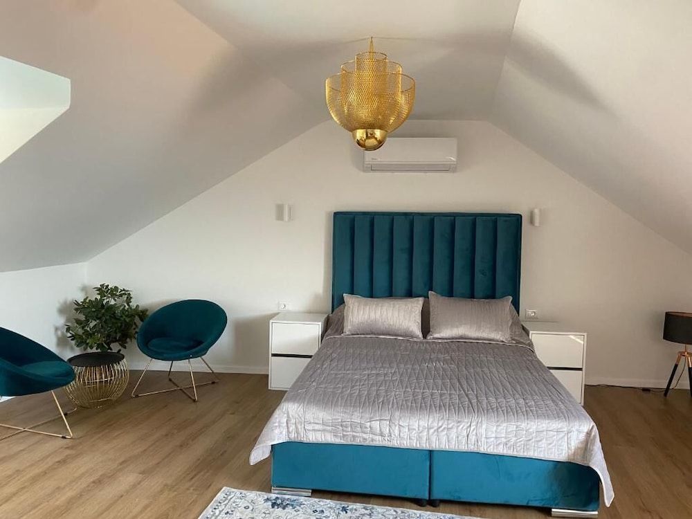 Villa de Blue 2 2