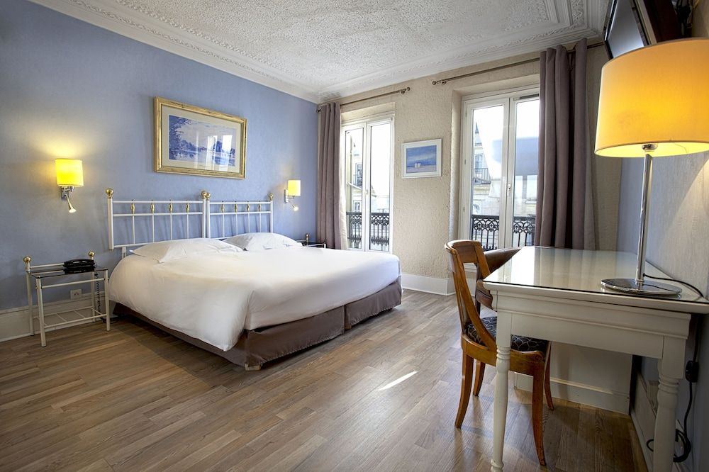 Hôtel Atlantis 1