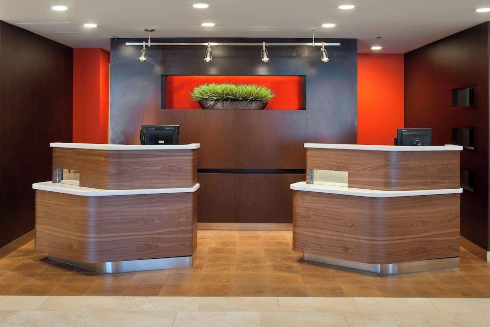 Courtyard by Marriott Pueblo 2