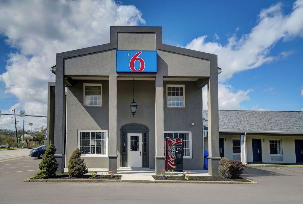 Motel 6 Washington, PA 1