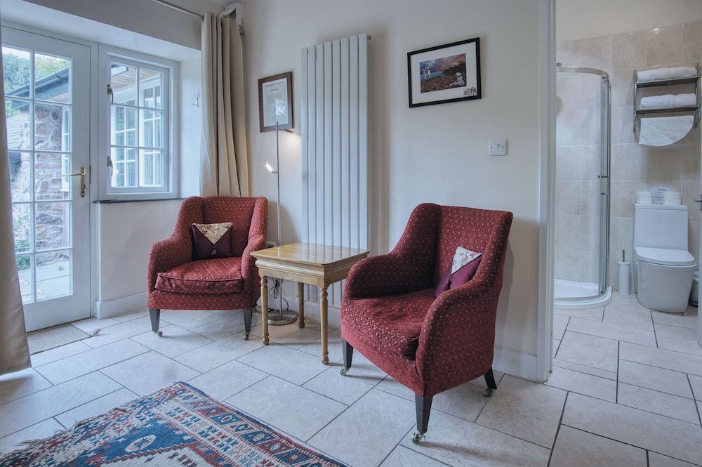 Brynach - 1 Bedroom - St Ishmael's 2