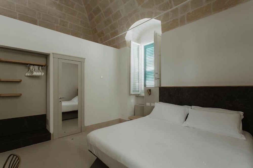 Euvodia Luxury Rooms 2