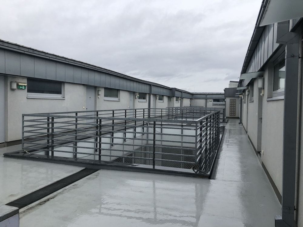 VN17 Rooftop Suites by Adrez 2