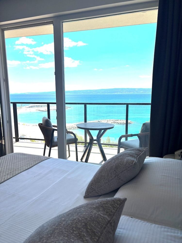 STELLA'S BEACHFRONT - Aparthotel - FREE PARKING 2