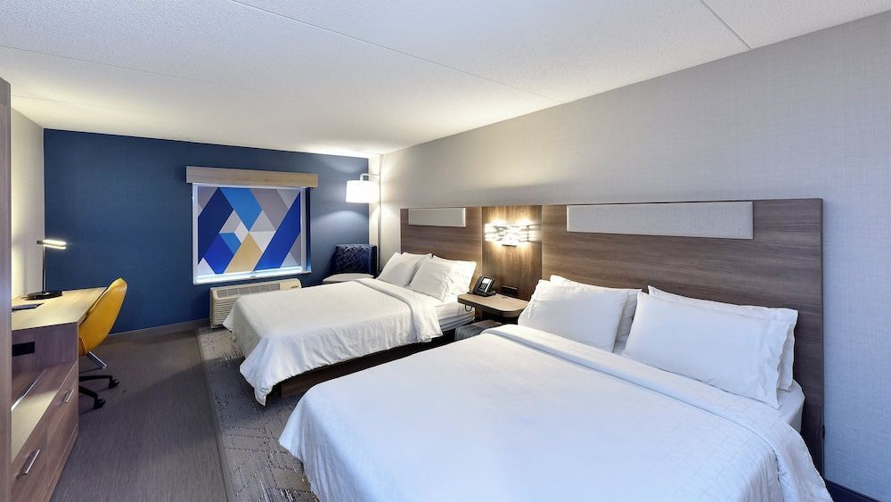 Holiday Inn Express & Suites WATERLOO - ST. JACOBS AREA by IHG 2