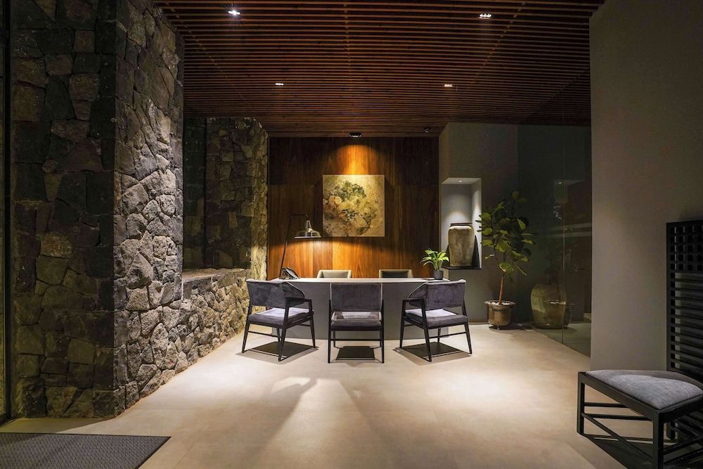 Radisson Resort and Spa Lonavala 2