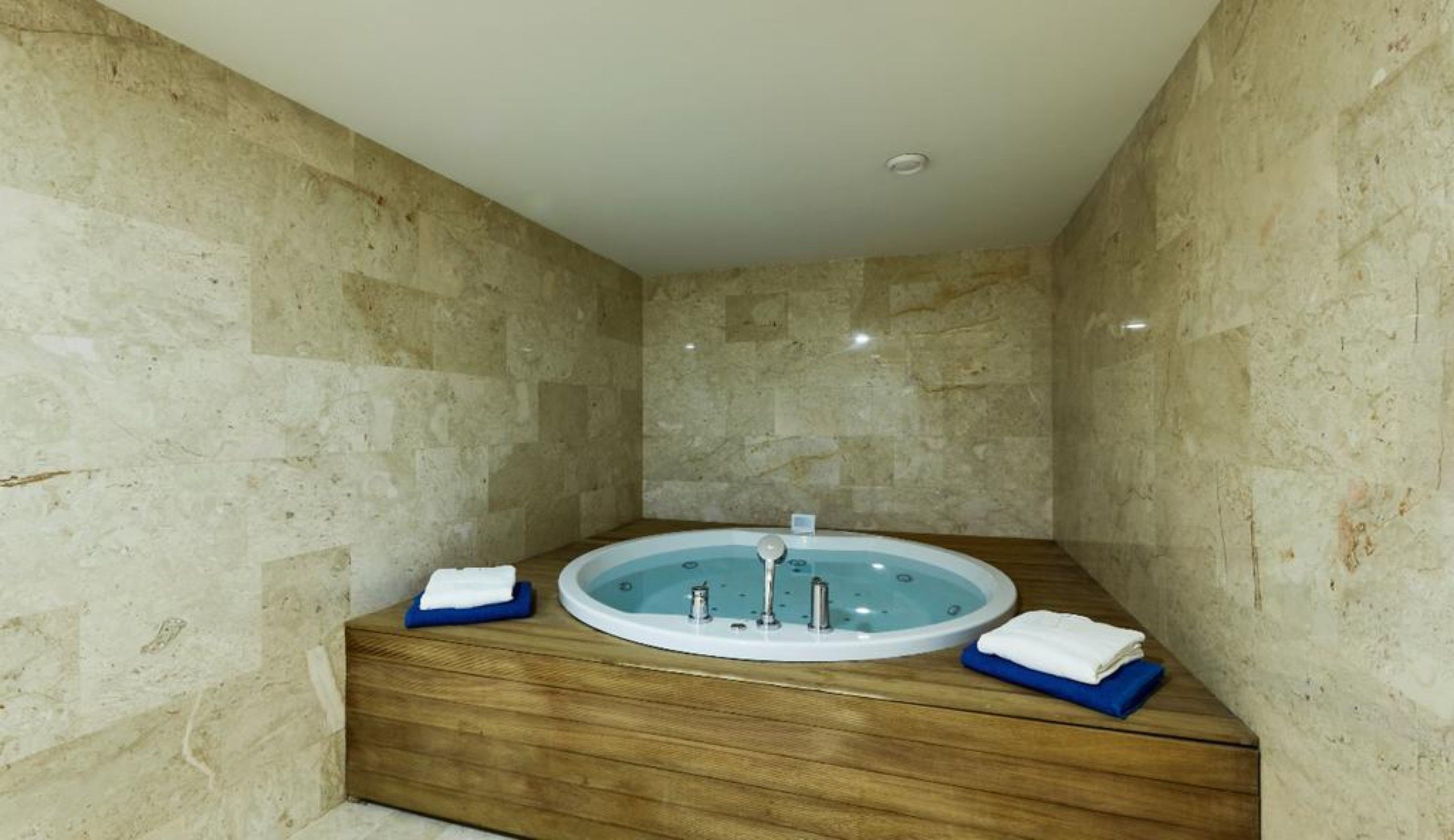 Gallery Palace Hotel 1