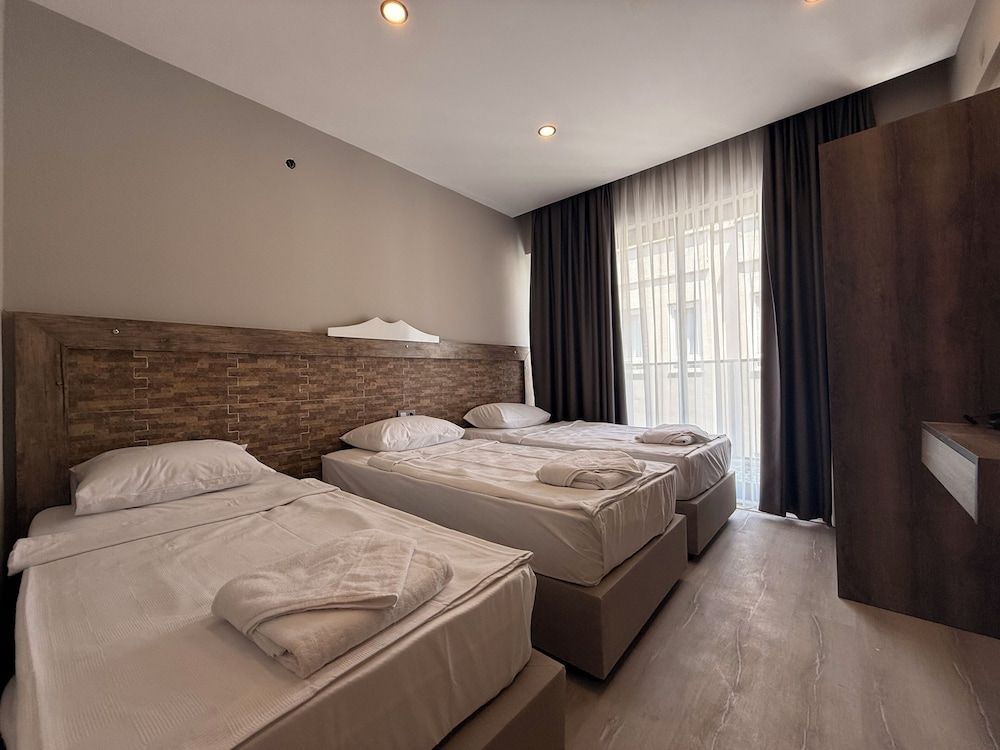 Livane Beach Hotel 2