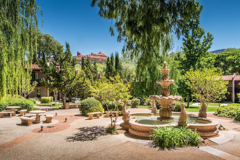 Arroyo Roble Resort at Oak Creek 1