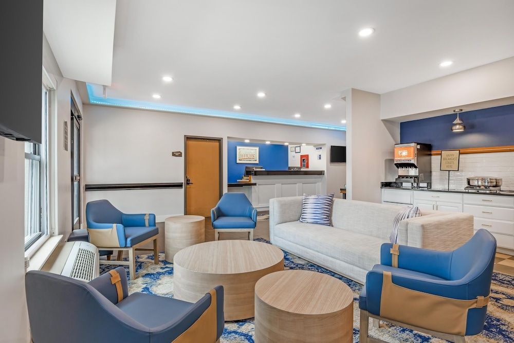 Best Western St. Louis Fairview Heights 2