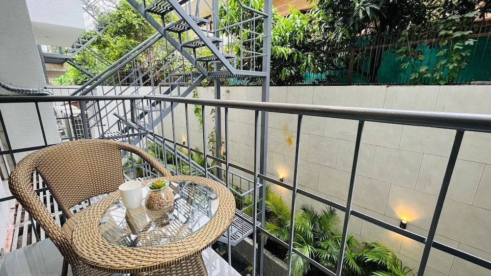 Stay near - Hotel near me Gurgaon 1