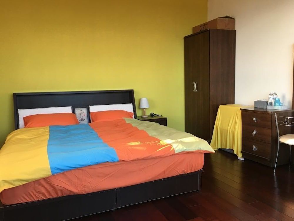 manor 2
