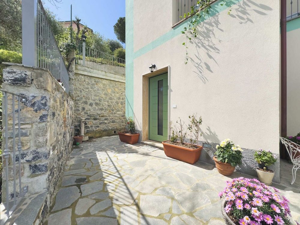 Villa dei Poeti 2
