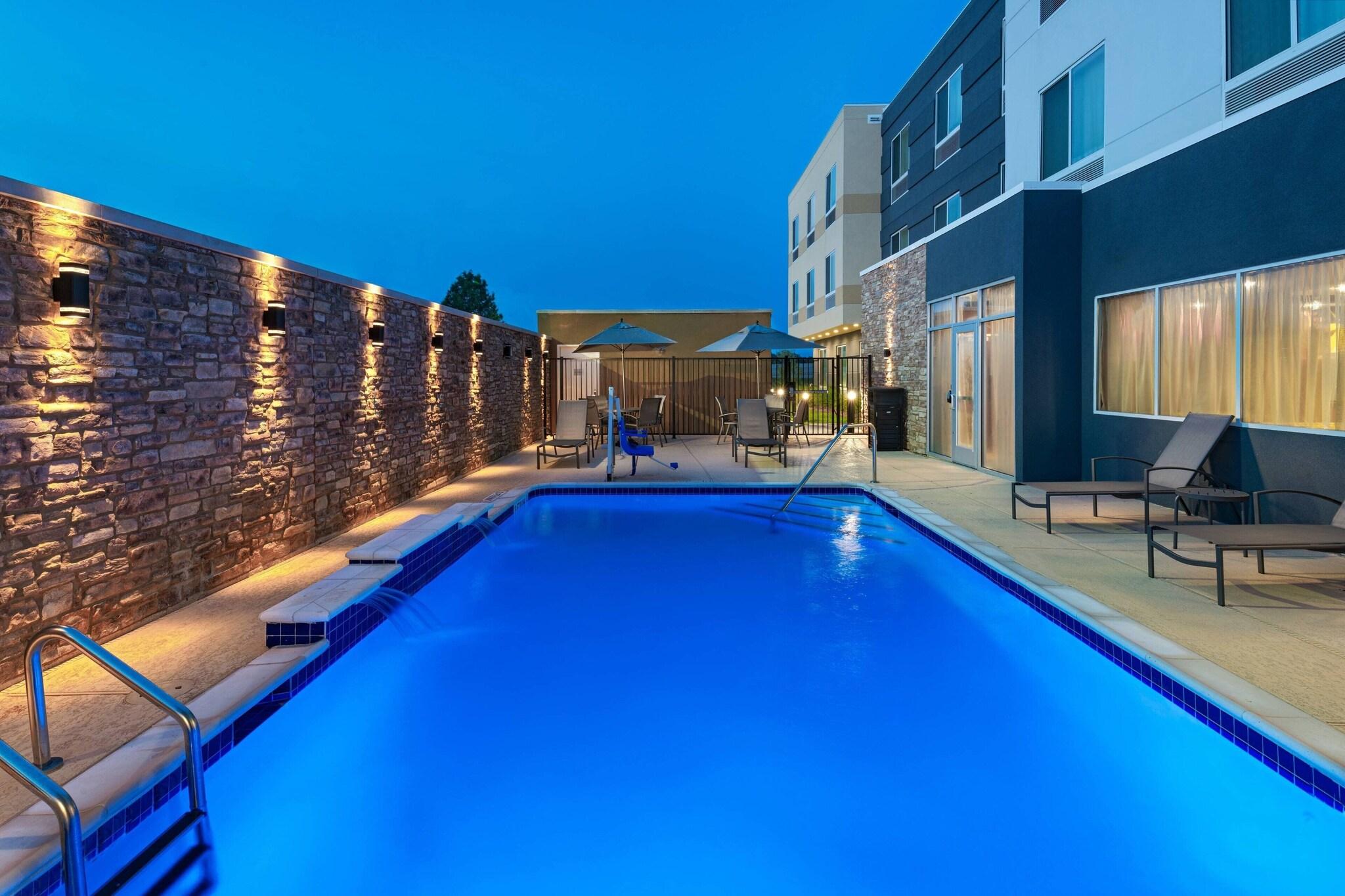 Fairfield Inn & Suites by Marriott Houston Richmon 1