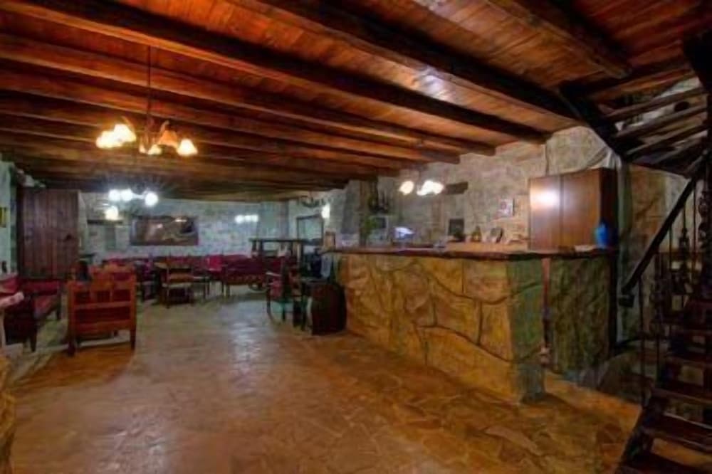 Stone Village Hotel Apartments 2