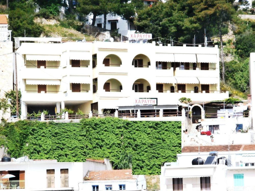 Haravgi Hotel 1