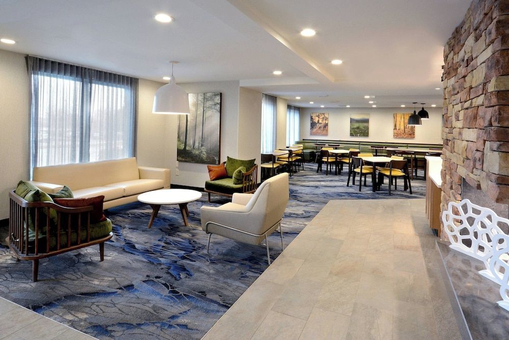Fairfield Inn Greensboro Airport 1