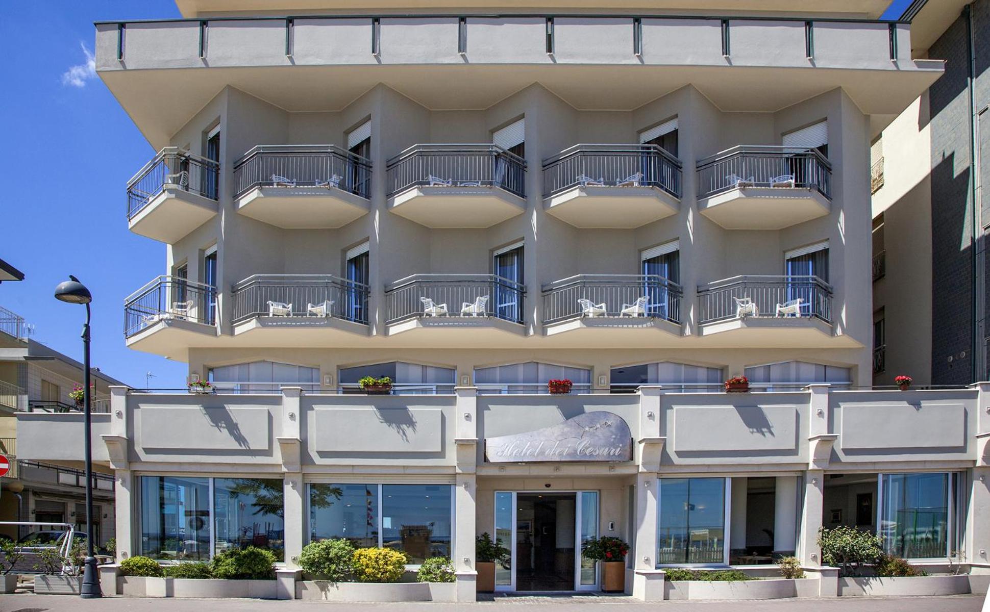 Hotel Dei Cesari - Fronte Mare - Breakfast XXL fino alle 12 1