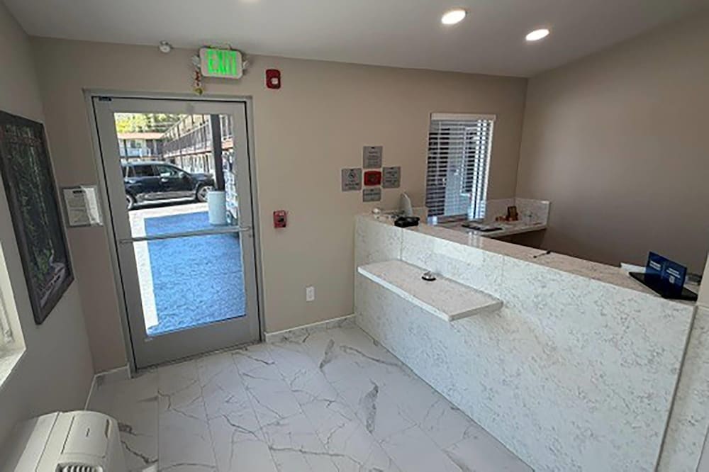 Travelodge by Wyndham Ukiah 1
