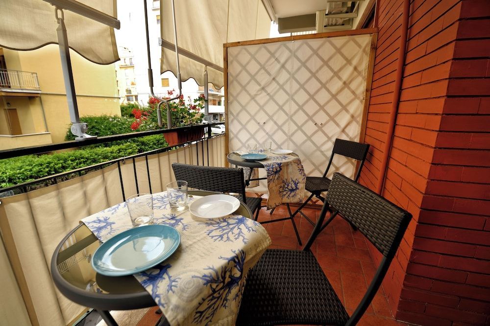 Sorrento Rooms 1