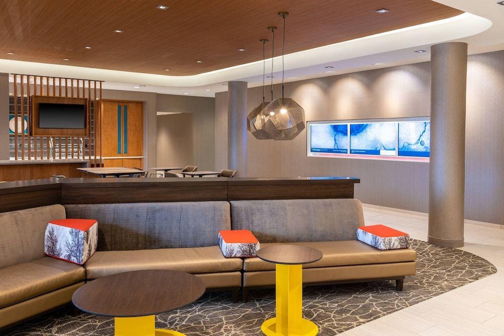 SpringHill Suites by Marriott Overland Park Leawood 2