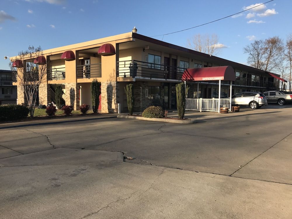 Royal Regency Inn 1