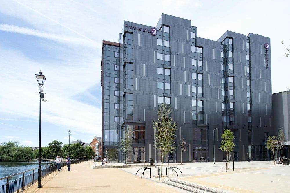 Premier Inn Bedford Town Centre 1