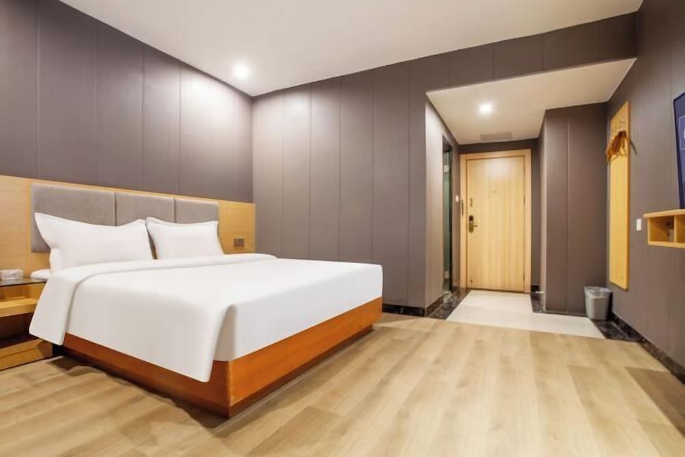 Yinxin Premium Hotel (Dongguan Chang'an Vanke Plaza) 2