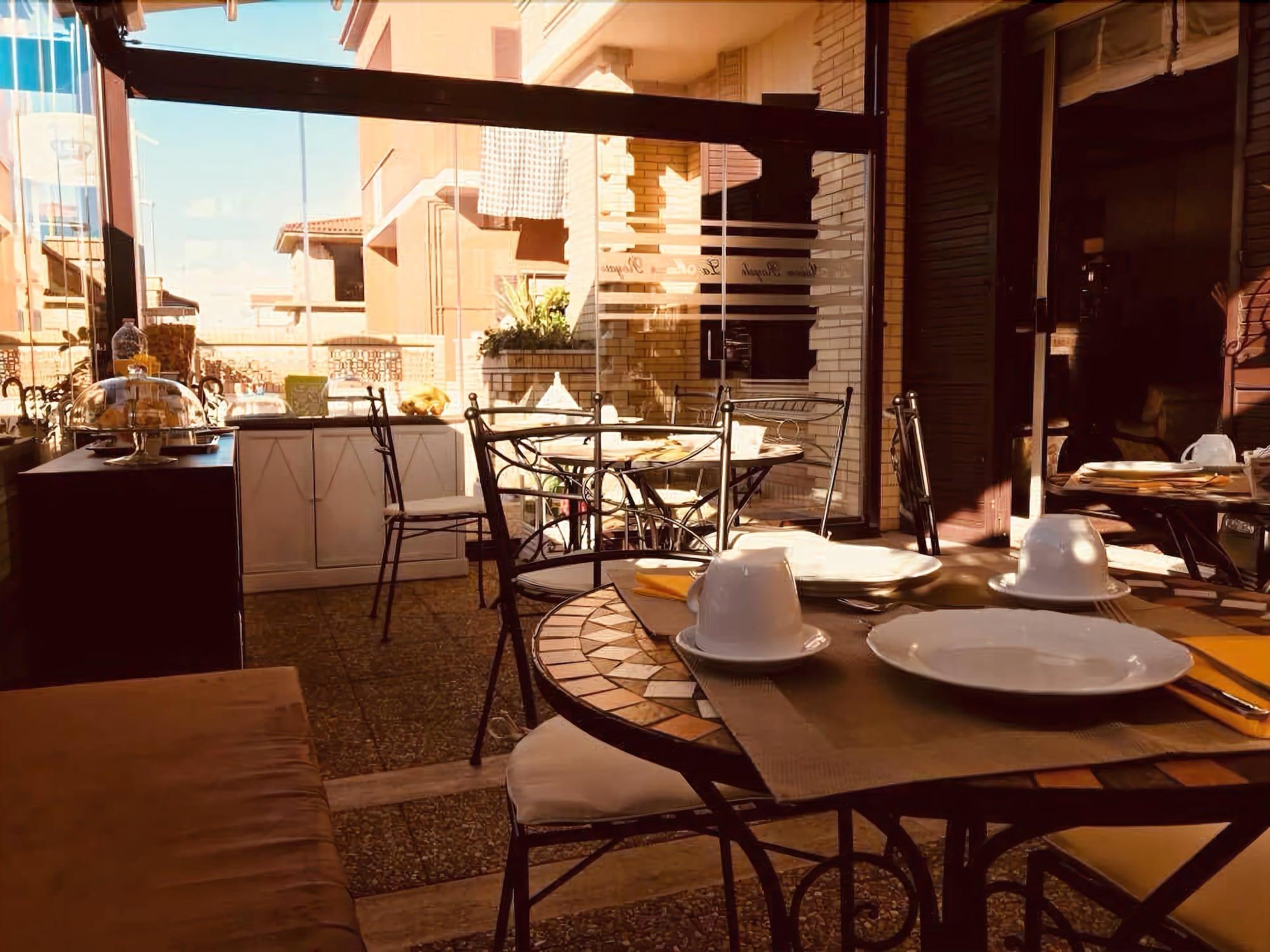 La Maison Royale downtown italian breakfast check in until 23 pm 2