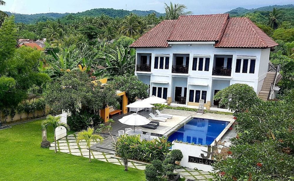 JM Hotel Kuta Lombok 1