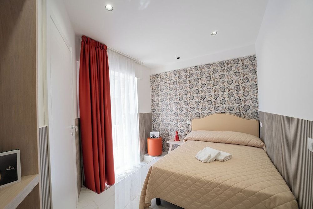 P.C. BOUTIQUE H. VESUVIUS NAPOLI CENTRO by ClaPa Group Dislocated Hospitality 2