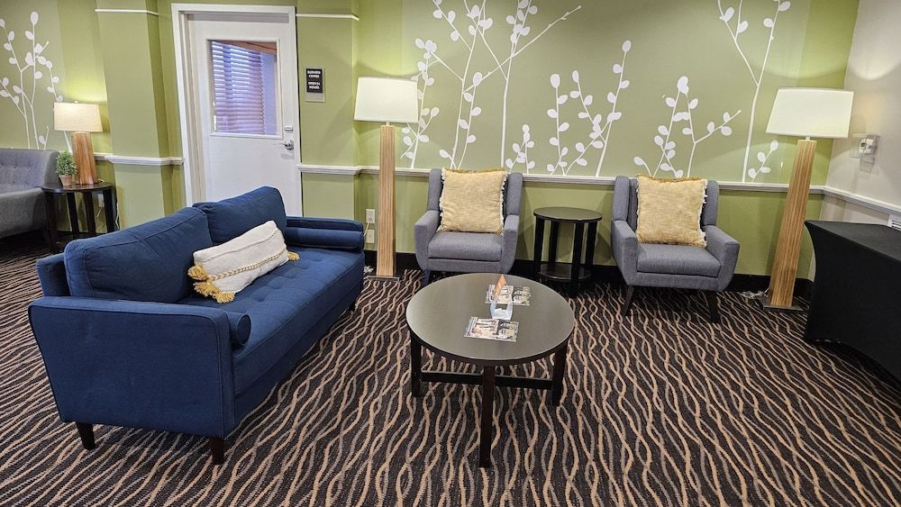 Sleep Inn & Suites Milwaukee Airport 2