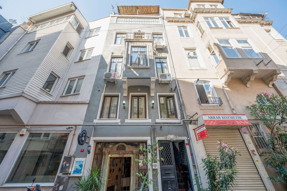 Taksim Antique Hotel 1