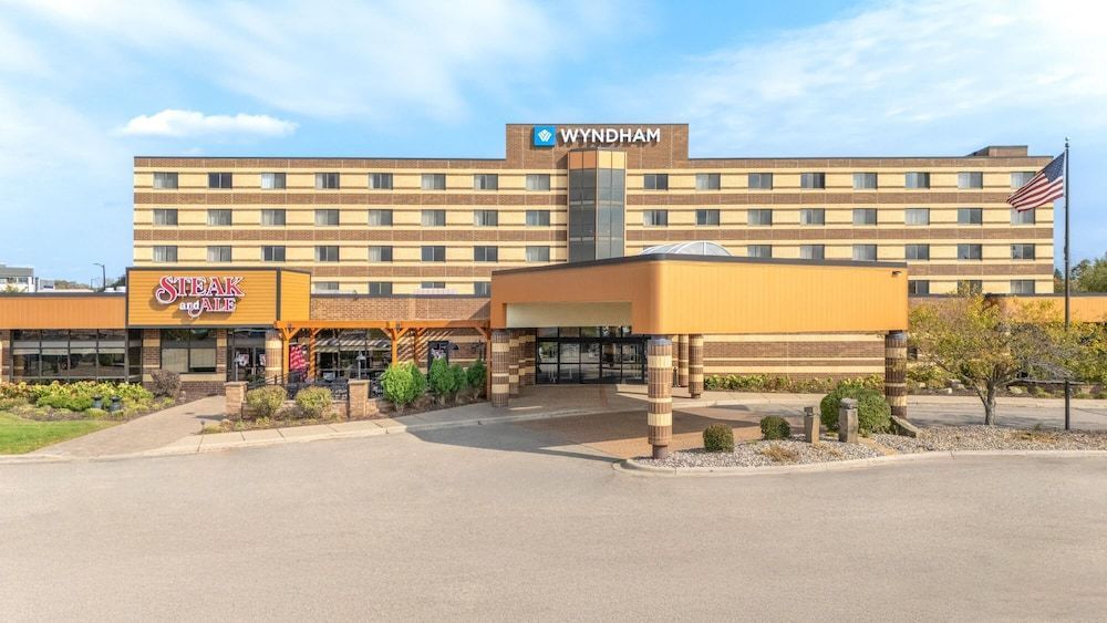 Wyndham Minneapolis South Burnsville 1