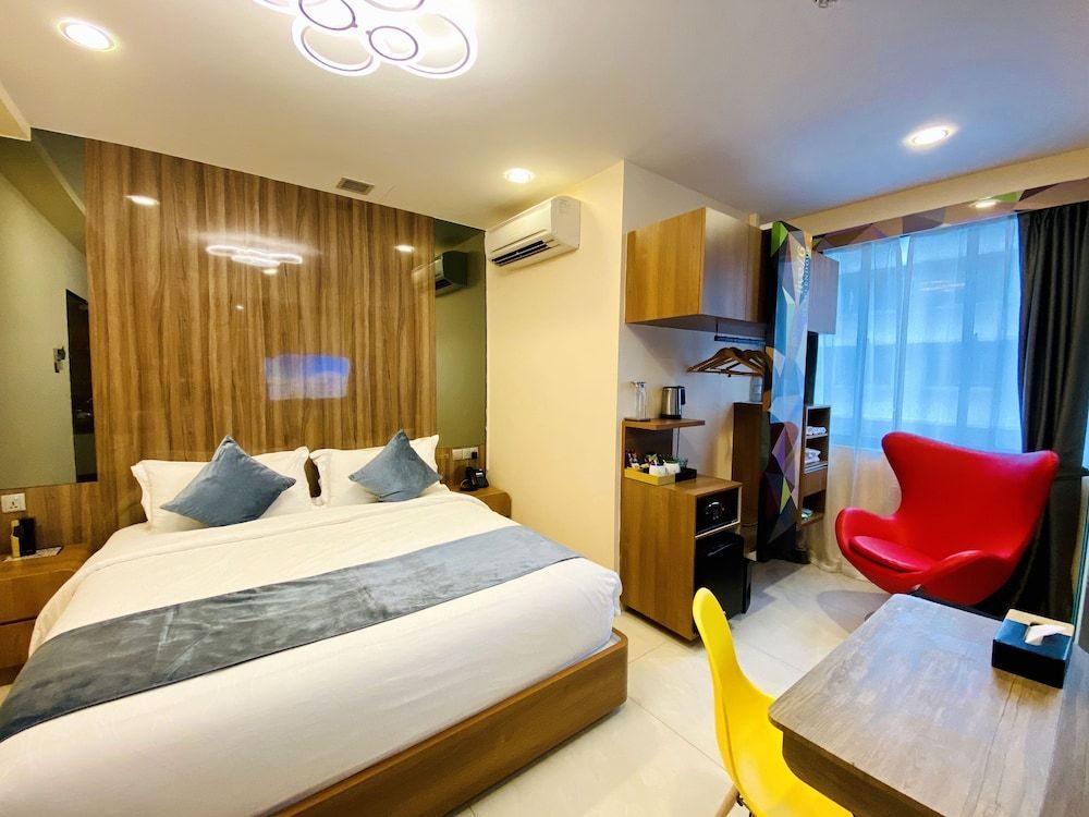five6 Hotel Splendour 1