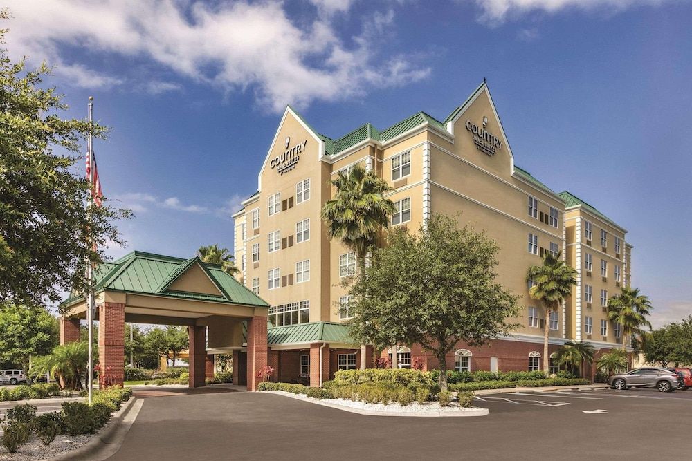 Country Inn & Suites by Radisson, Tampa-Brandon, FL 1