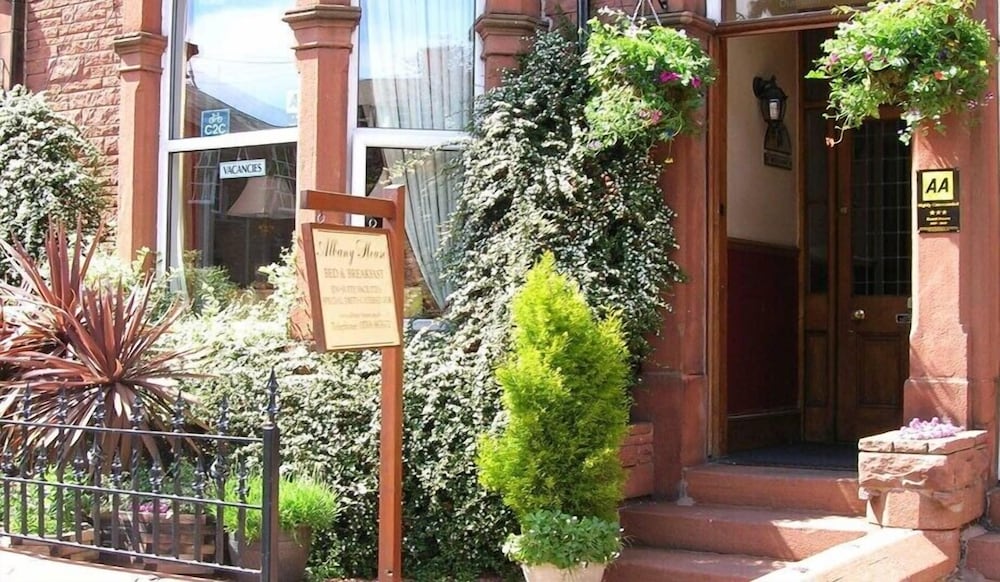 Albany House 1