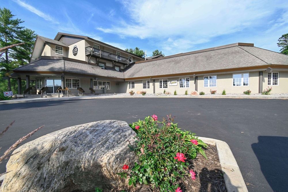 Pine Mountain Resort 1