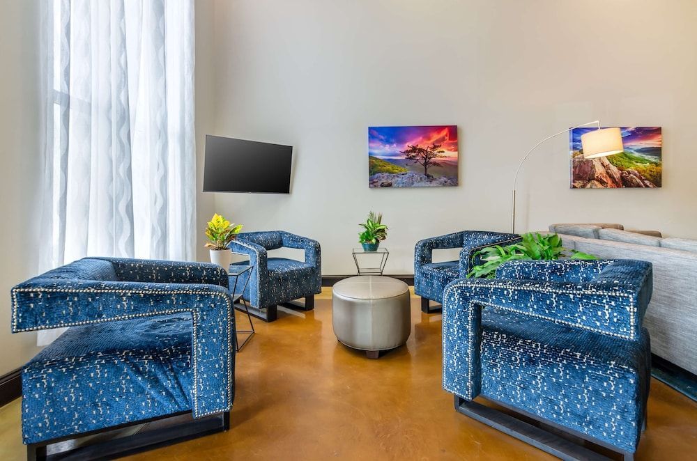 Best Western Plus Waynesboro 2