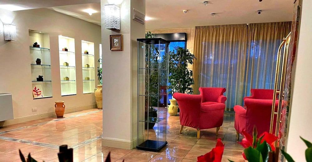HOTEL AMBRA - Fronte Mare - Vicinissimi al Centro 2