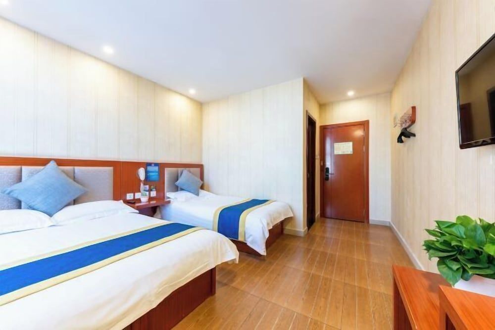Oriental Hotel 2