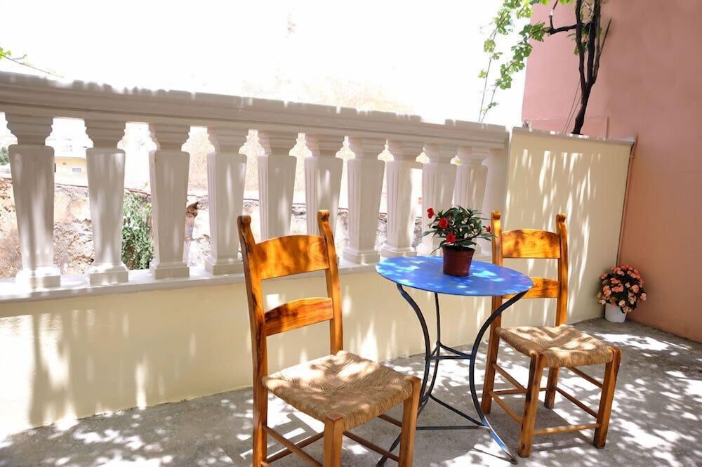 Byzantine Hotel 1